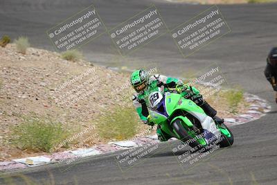 media/Jun-04-2022-WERA (Sat) [[b852bbbd55]]/Race 8 Superbike Expert Novice V7 HW/